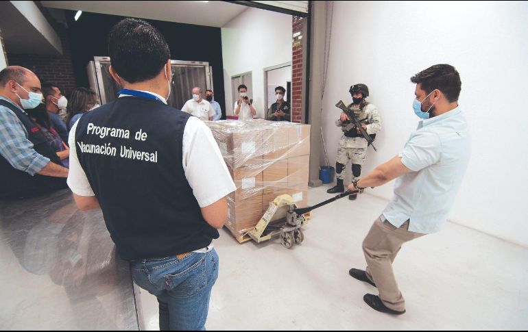 DE TRES LABORATORIOS. Llegaron más de 293 mil unidades de los biológicos de CanSino, AstraZeneca y Pfizer-BioNTech.   ESPECIAL