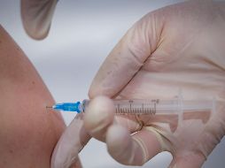 La vacuna Sputnik V ha sido registrada hasta el momento en 61 países y tiene una eficacia del 97.6%. AFP / N. Kolesnikova