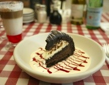 La historia se hizo famosa luego de que ella misma compartiera unas fotos de esta celebración en Facebook. EL INFORMADOR / ARCHIVO