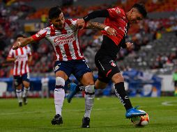 Chivas y Atlas se enfrentaron el fin de semana pasado en una edición más del Clásico Tapatío, pero ahora ambas escuadras buscarán sellar su boleto a repesca en la última fecha del certamen. IMAGO7