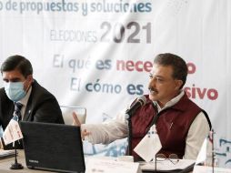 Lomelí Bolaños firmó los compromisos impulsados por el foro “Infórmate y Decide” que promueve la Canaco. Cortesía