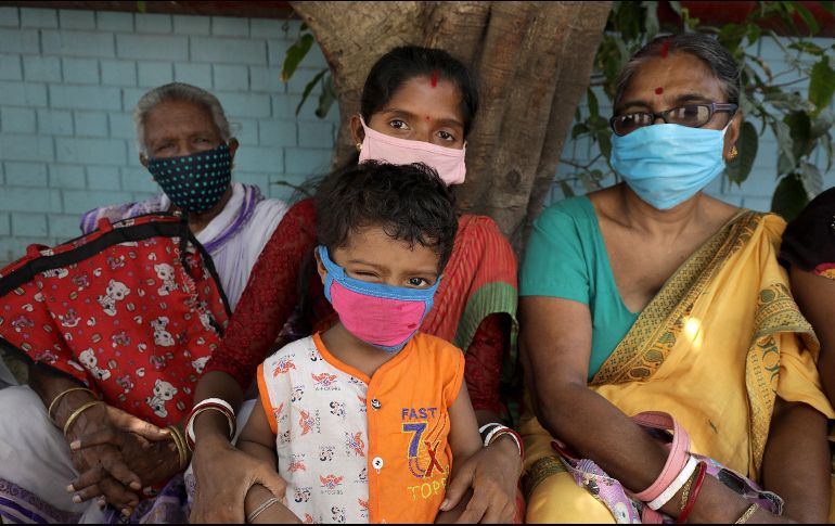 Expertos creen que esta variante india está detrás del grave empeoramiento de la situación en este país. EFE / P. Adhikary