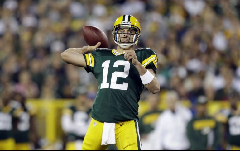 Rodgers pensó que el equipo debió ir por ayuda en la ofensiva y no su posible sustituto. AP / ARCHIVO