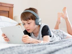 La tecnología ha servido de compañía durante la contingencia / ESPECIAL: Photo by Emily Wade on Unsplash