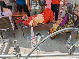 India concentra casi 40% de los nuevos diagnósticos positivos, la escasez de oxígeno es uno de los principales problemas en los hospitales. AFP/P. Singh