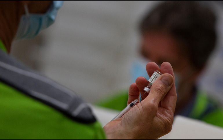 López Obrador asevera que en la aplicación del biológico no hay influyentismo y se le dio prioridad al sector más vulnerable que son los adultos mayores de más de 60 años. AP / V. Mayo