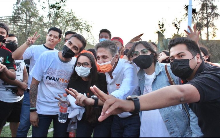  “No se rajen, no se rindan, tienen que creer en sus proyectos