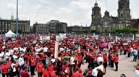 MARCHAS. Desafiando el distanciamiento impuesto por la pandemia, diversos sindicatos salieron a las calles de todo el país a manifestar sus demandas para obtener mejores condiciones de trabajo.  SUN