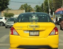 Según los parámetros establecidos por autoridades estatales tendría que haber un vehículo de alquiler por cada 800 habitantes. EL INFORMADOR / ARCHIVO