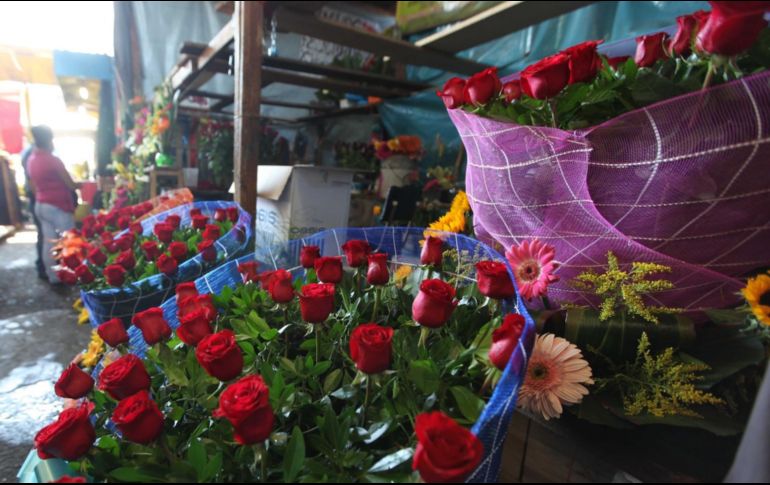 Para el 10 de mayo se espera la reactivación en venta de flores, tiendas de ropa, accesorios, zapatos y joyería, entro otros. NTX/ARCHIVO