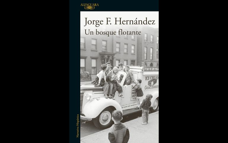 “Un bosque flotante”. En el texto, el escritor plasma diversos hechos de su vida, en un trabajo que le ha resultado muy personal.