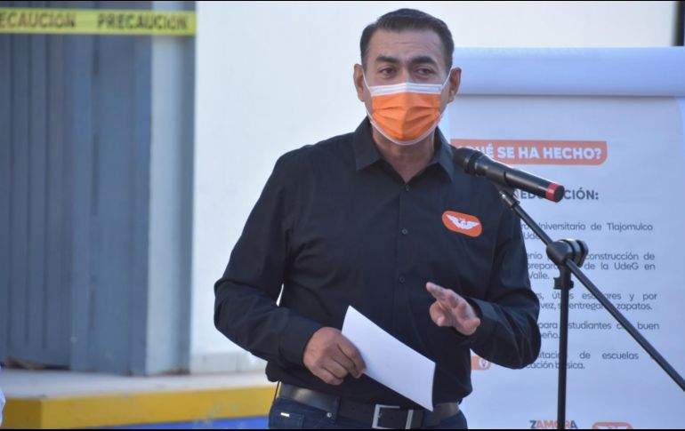 Salvador Zamora planteó apoyos a estudiantes con becas, útiles, uniformes y zapatos para combatir la deserción escolar. ESPECIAL