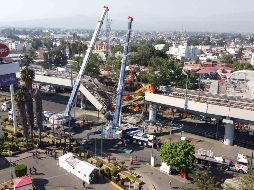 La caída de la trabe del elevado de la llamada Línea Dorada ha provocado la muerte de 25 personas, entre ellos menores de edad. SUN / ARCHIVO