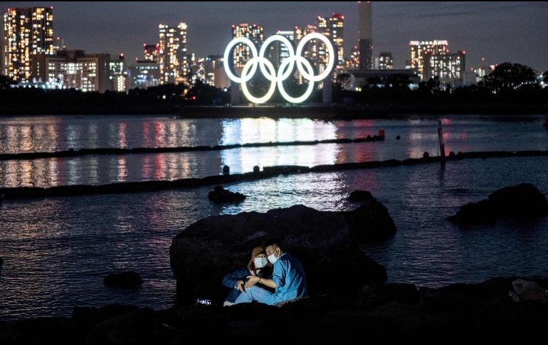 Buscan animar a los deportistas, oficiales y otros participantes de los Juegos Olímpicos, a vacunarse en sus países de origen antes de viajar a Japón con su delegación. AFP / P. Fong