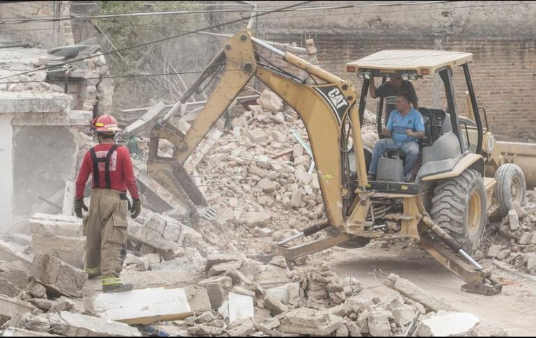 Varias personas presentaron crisis nerviosas al escuchar el estruendo y derrumbes. EL INFORMADOR/ARCHIVO