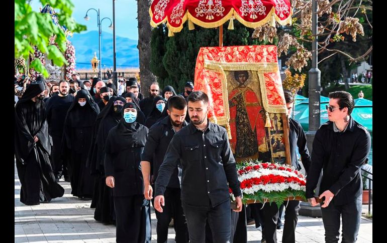 La procesión, una de las más importantes de los Balcanes, tiene una tradición de casi dos siglos. EFE/G. LicovskI