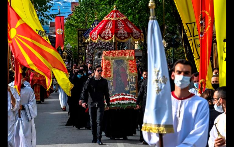 La procesión, una de las más importantes de los Balcanes, tiene una tradición de casi dos siglos. EFE/G. LicovskI