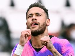 ''Me complace continuar mi aventura en el Paris Saint-Germain. Estoy muy feliz en París y orgulloso de ser parte de este equipo'', dijo Neymar. AFP / A. C. Poujoulat
