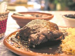 Mole de guajolote. Estrella de la cocina queretana. ESPECIAL/Turismo Querétaro