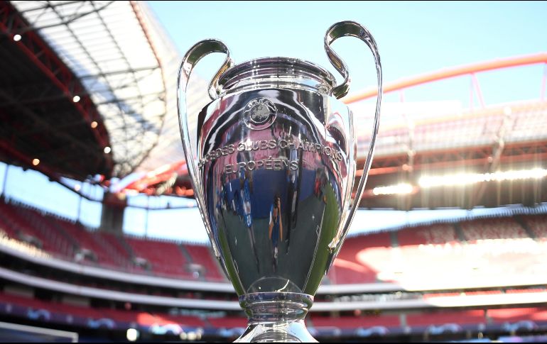 En caso de que se modifique, la final se jugaría en el emblemático estadio Wembley. AP
