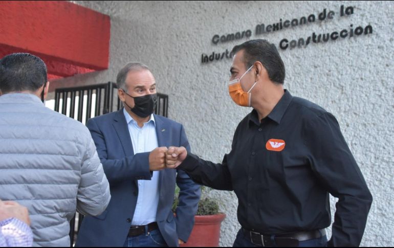 El emecista presentó este martes su plan de obra pública para los siguientes tres años a constructores. ESPECIAL