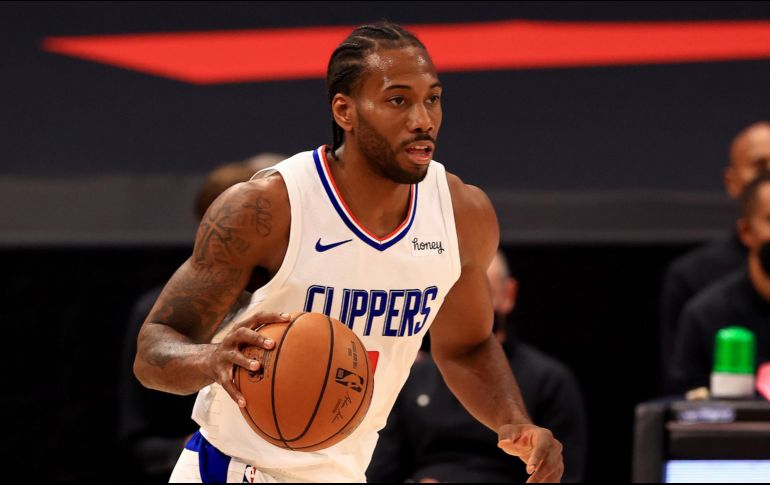 Kawhi Leonard está firmando una temporada brillante. AFP