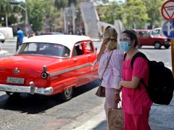 La campaña comenzó este miércoles en cuatro municipios de La Habana, incluido Regla, con los proyectos de vacunas Abdala y Soberana 2. EFE/Y. Zamora