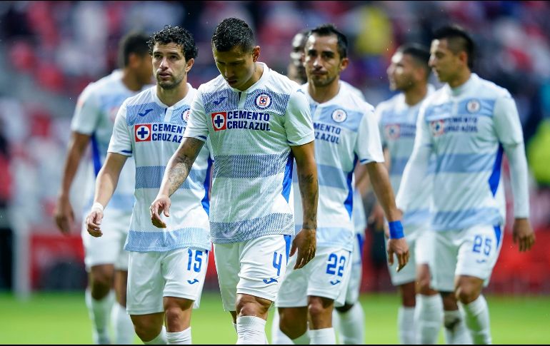 Cambios de actitud, inesperadas rotaciones y polémica arbitral, todo lo que podría componer una nueva decepción del equipo cementero, quien ya suma más de 23 años sin título de liga. IMAGO7