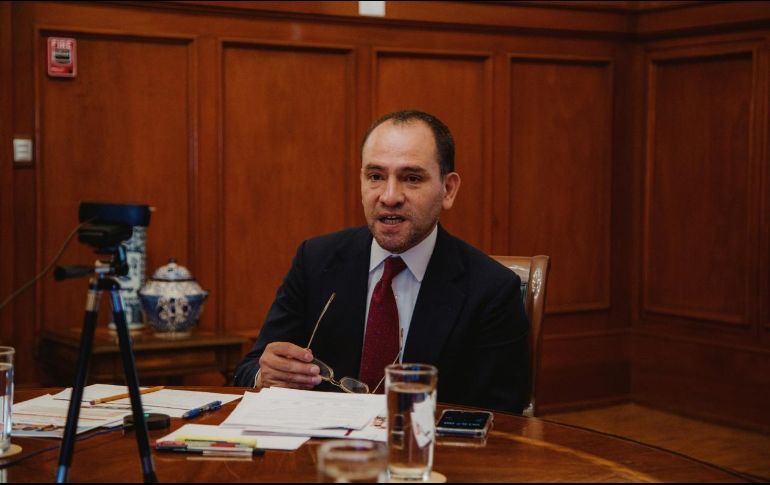 Arturo Herrera se mostró positivo ante el avance de la vacunación anticovid en México. TWITTER/@Hacienda_Mexico