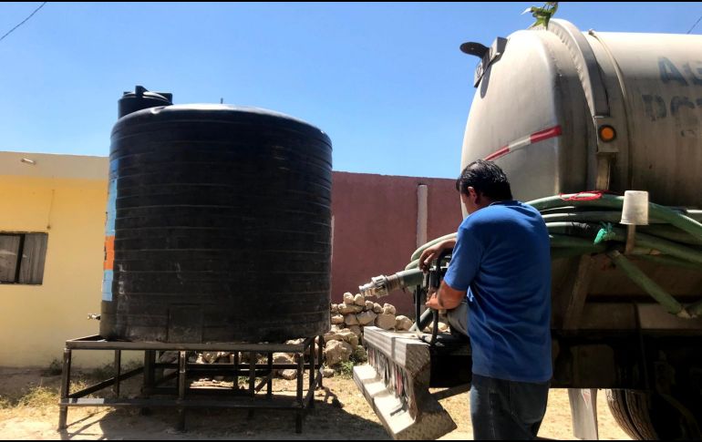 Para solicitar el servicio de pipas gratuitas se puede llamar a la línea telefónica SIAPATEL 3668-2482. ESPECIAL / SIAPA