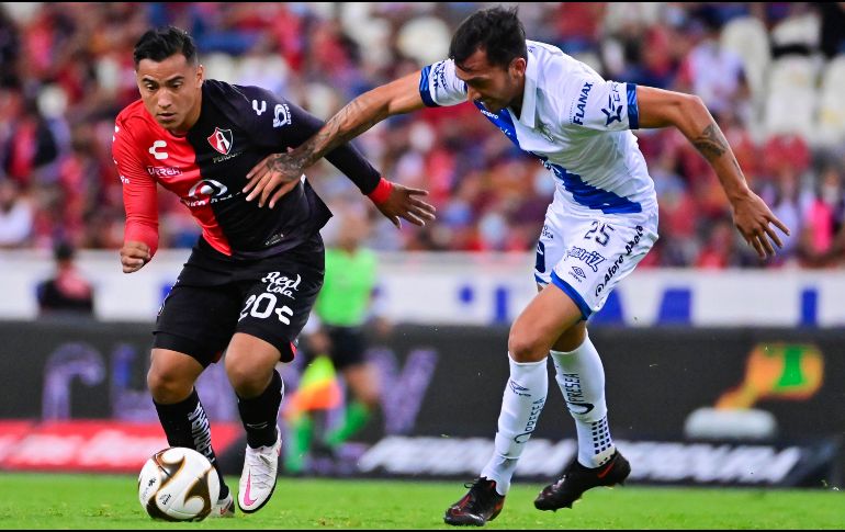 Tras haber obtenido la ventaja mínima en su primer enfrentamiento de Liguilla, los rojinegros del Atlas están a 90 minutos de llegar a las Semifinales del Torneo Guard1anes 2021. IMAGO7