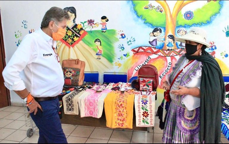 Juan José Frangie presidió un acto en la colonia 12 de Diciembre. ESPECIAL