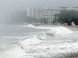 Entre los 15 y 19 sistemas que espera en el Atlántico, entre 8 y 11 serán tormentas tropicales, 4 o 5 huracanes de categoría 1 o 2, y de 3 a 4 huracanes de categoría 3 a 5. EFE/ U. Ruiz