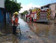 La lluvia que se presentó la mañana de este sábado en la Zona Metropolitana de Guadalajara (ZMG) dejo diversas inundaciones. ESPECIAL