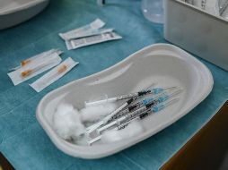 La Secretaría de Salud de Michoacán dice que el deceso será evaluado como Evento Supuestamente Atribuibles a la Vacunación o Inmunización (ESAVI) para su dictamen final. AFP / ARCHIVO