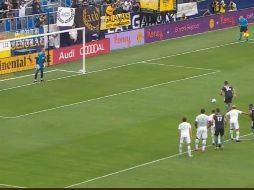 El mexicano Javier Hernández comenzó mal el partido entre el Galaxy frente al Austin en la MLS. ESPECIAL