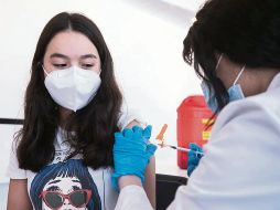 VALIENTE. Millones de adolescentes entre 12 y 15 años recibirán su vacuna en Estados Unidos.