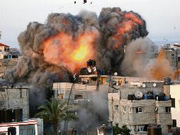 ATAQUES. Los bombardeos han impactado en zonas urbanas de la Franja de Gaza. AFP