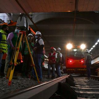 Alistan registro fotográfico de la Línea 12 del Metro
