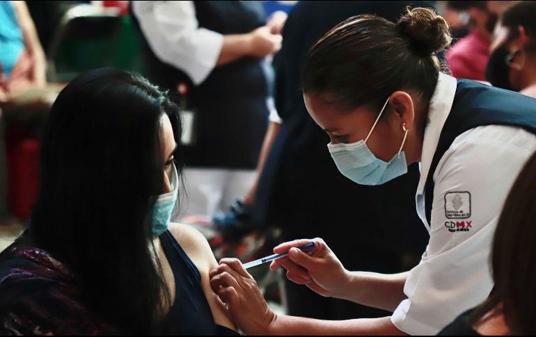 México ha administrado 23.3 millones de dosis de Pfizer, AstraZeneca, Sputnik V, CanSino y Sinovac. SUN