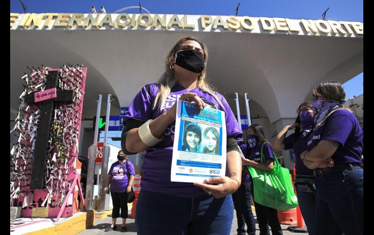 La familia aún conmemora el cumpleaños de Jocelyn como símbolo de la esperanza de hallarla con vida, por lo que realizaron una protesta en el centro de la ciudad. EFE/L. Torres