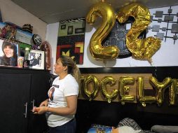 La familia aún conmemora el cumpleaños de Jocelyn como símbolo de la esperanza de hallarla con vida, por lo que realizaron una protesta en el centro de la ciudad. EFE/L. Torres