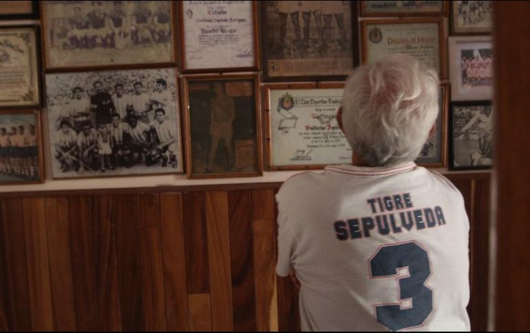 Los fanáticos de Chivas aún recuerdan la mítica frase “con esta tienen...