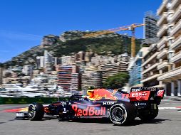 Sergio Pérez marcha sexto en el campeonato de pilotos. AFP/A. Isakovic