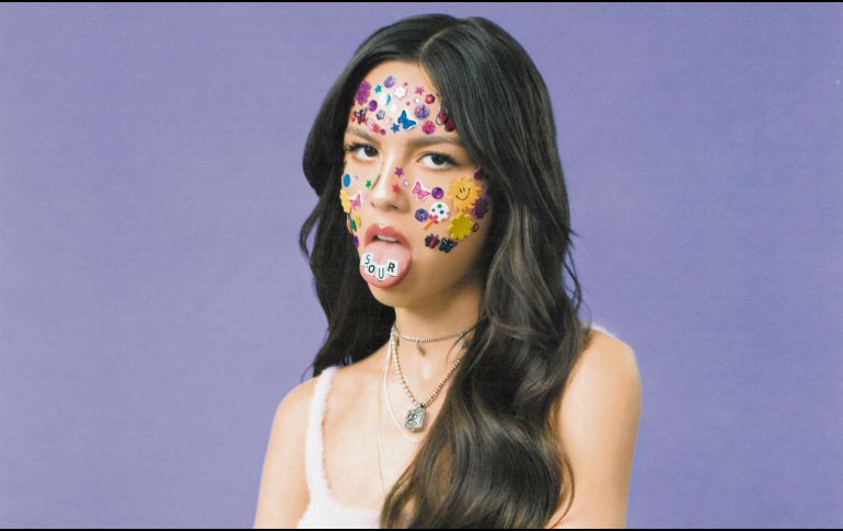 Olivia Rodrigo. La artista rompió récords con su primer sencillo, “Drivers License”. ESPECIAL
