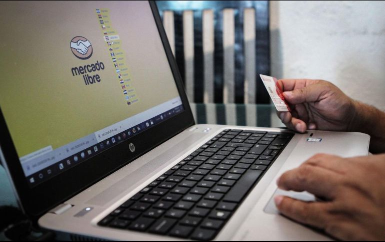 La Asociación Mexicana de Venta Online recomienda leer las letras pequeñas y resolver cualquier tipo de dudas antes de comprar. EL INFORMADOR/Archivo