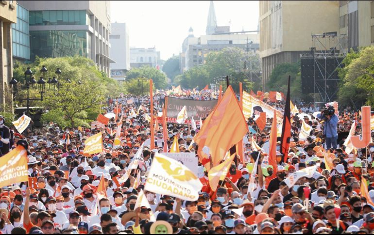Pablo Lemus cerró la serie de discursos que se ofrecieron tras la “Caminata por la Defensa de Jalisco”. ESPECIAL
