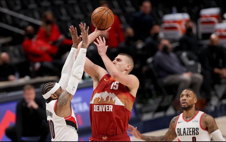 ESTRELLA. Jokic trazó el camino para emparejar la serie. AFP