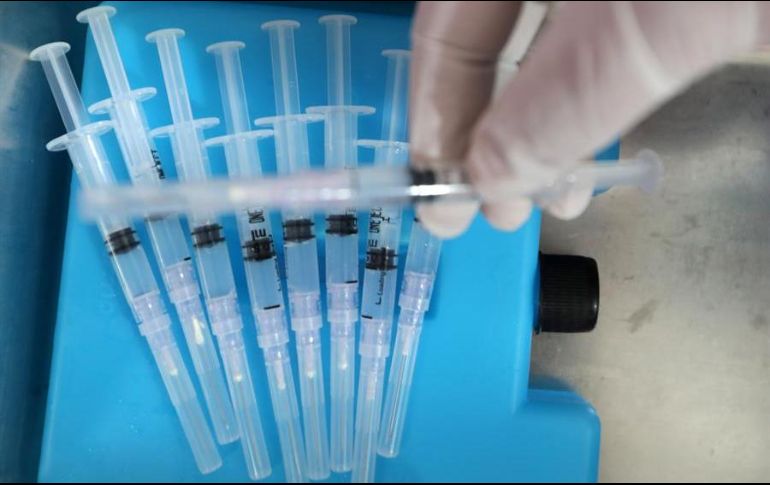 Después de un comienzo lento a fines de 2020, la campaña de vacunación masiva fue acelerada por la administración del presidente Joe Biden. EFE/ARCHIVO