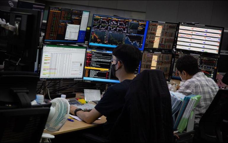 La confianza de los consumidores estadounidenses se mantuvo estable en mayo sobre abril. EFE/ARCHIVO